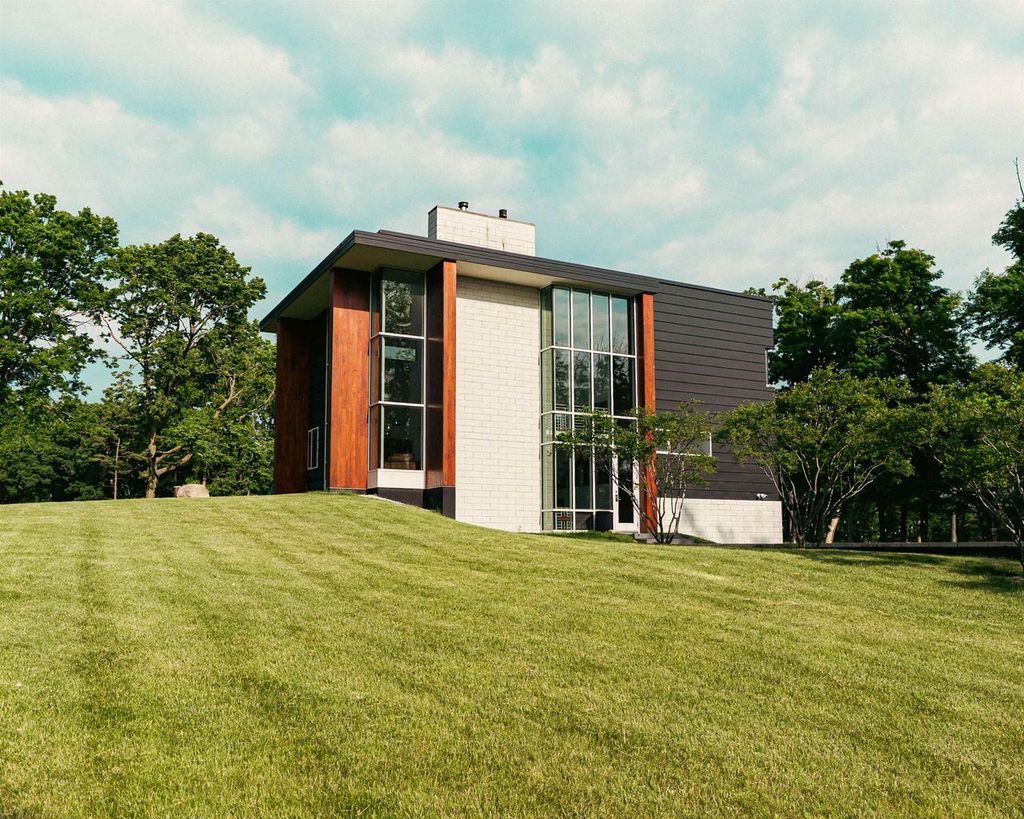 Photo of 2797 Lalor ROAD, Oregon, WI 53575 (MLS # 2017960)