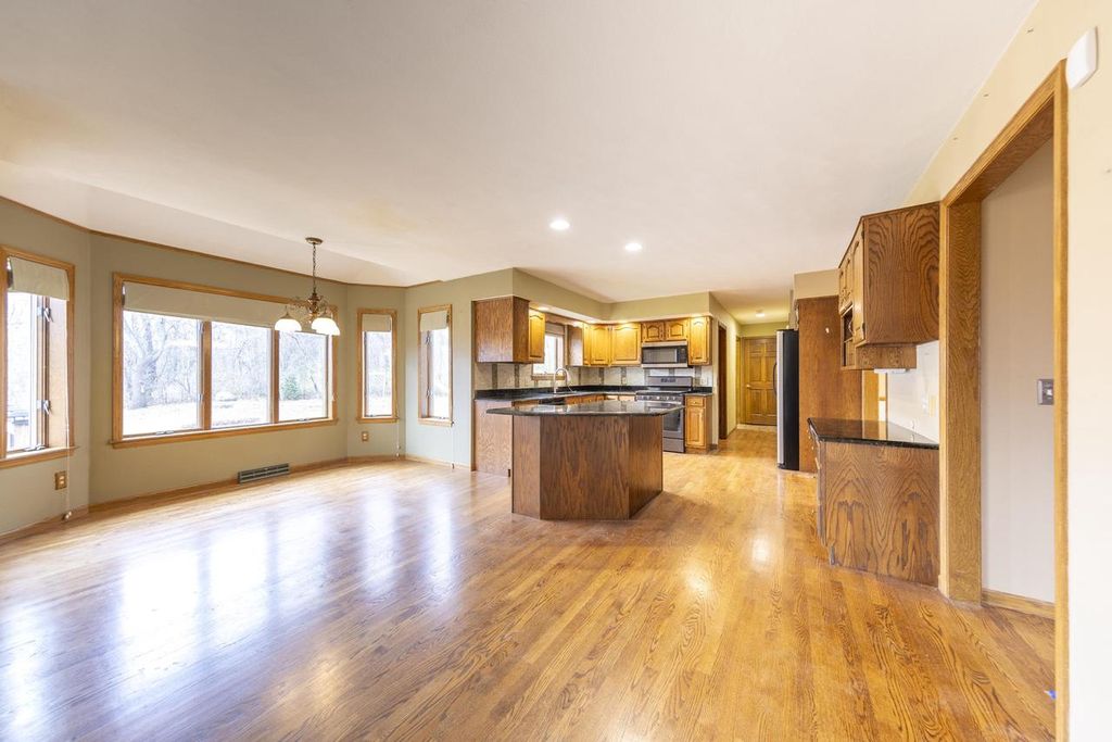 Photo of 1819 W Aberdeen DRIVE, Janesville, WI 53545 (MLS # 2013031)