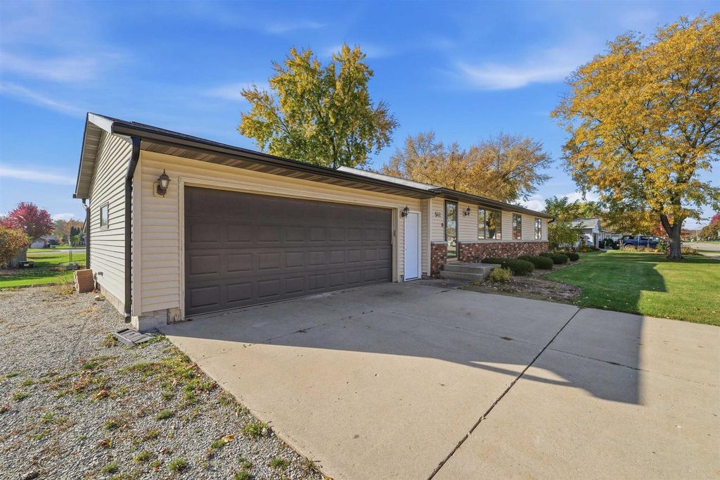 Photo of 541 Edgewood DRIVE, Waupun, WI 53963 (MLS # 2035473)
