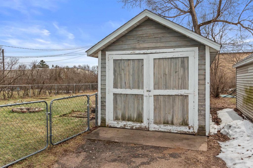 Photo of 1630 Oak STREET, Wisconsin Rapids, WI 54494 (MLS # 22601124)