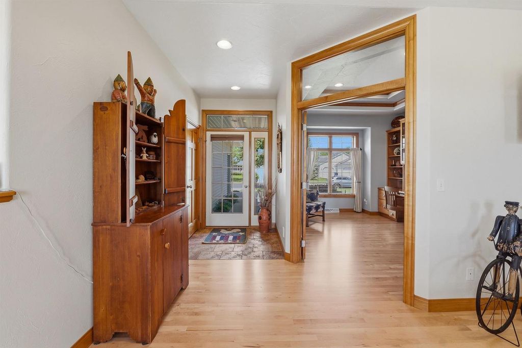 Photo of 1229 Winchester AVENUE, Fond Du Lac, WI 54935 (MLS # 50326512)
