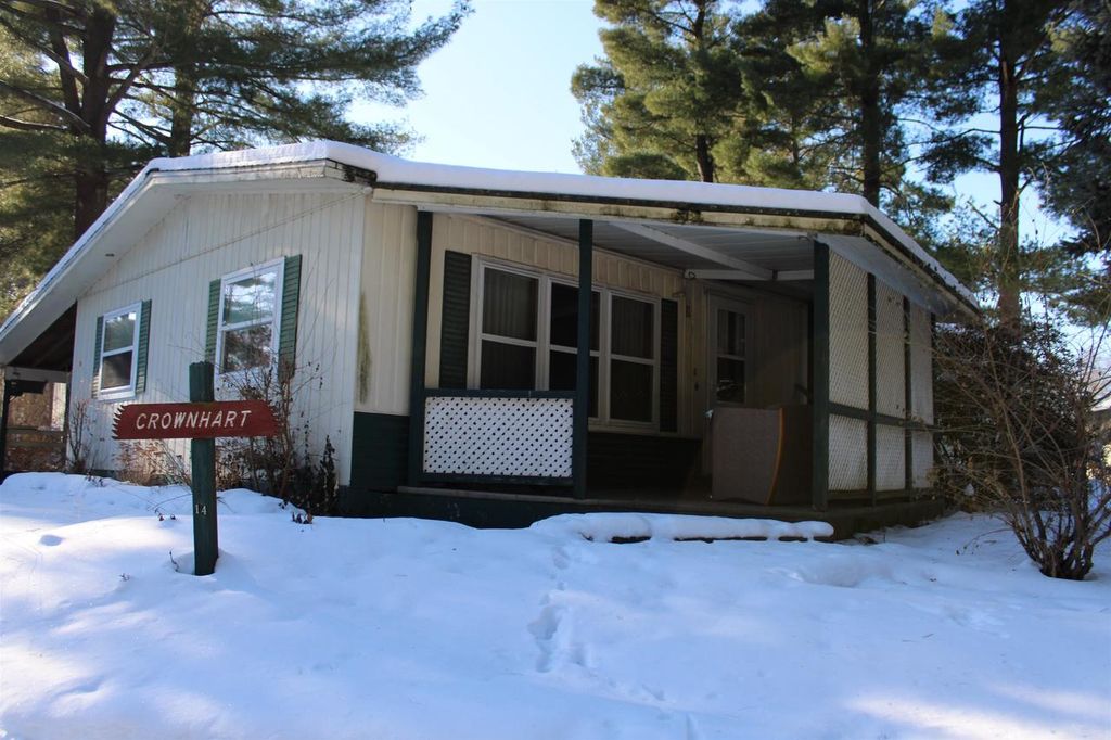 Photo of N750 Golf ROAD #14, Prairie Du Sac, WI 53578 (MLS # 2014147)