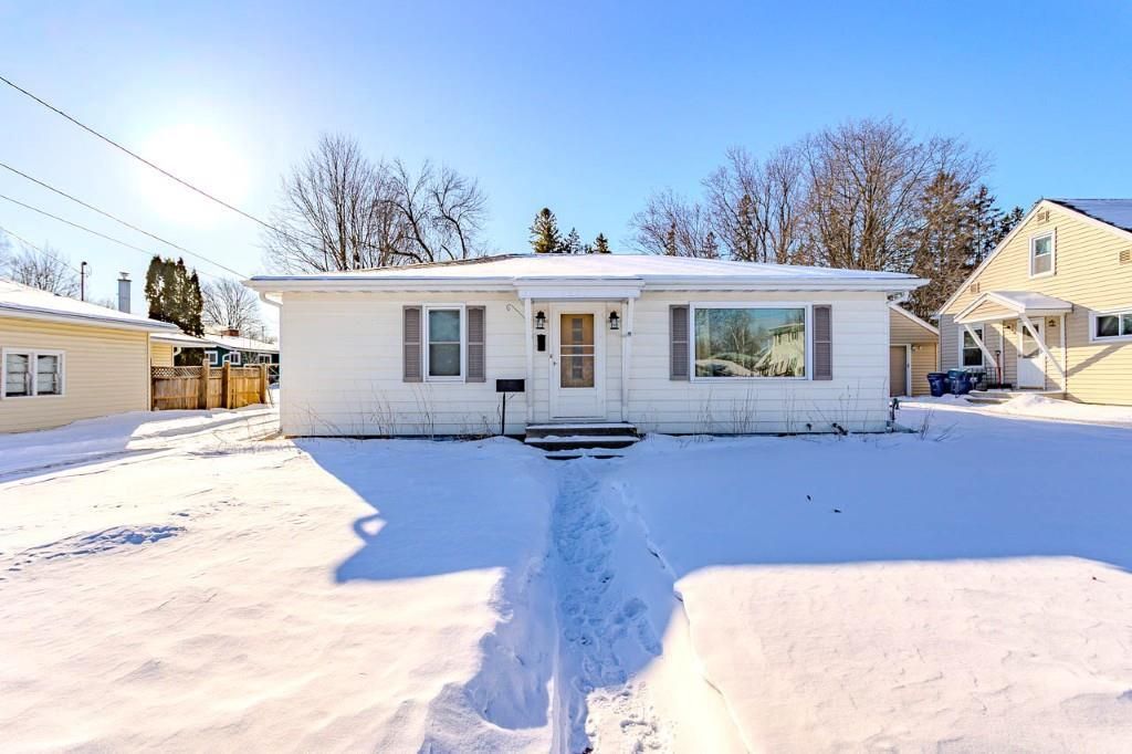 Photo of 619 W Randolph STREET, Wausau, WI 54401 (MLS # 22600339)