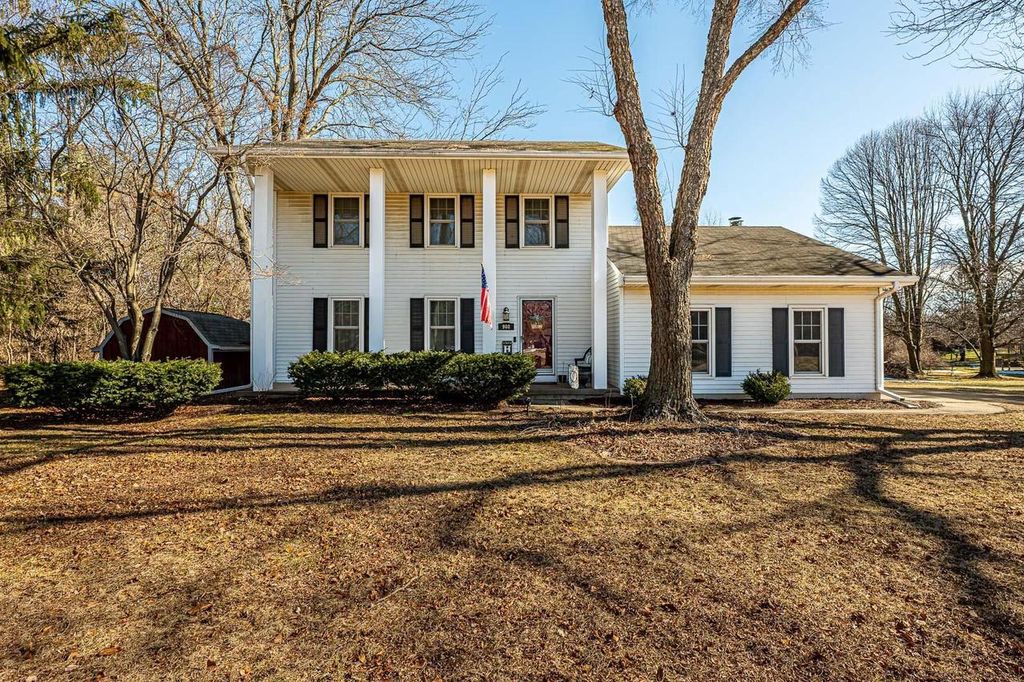 Photo of 908 Harding STREET, Oregon, WI 53575 (MLS # 2016662)