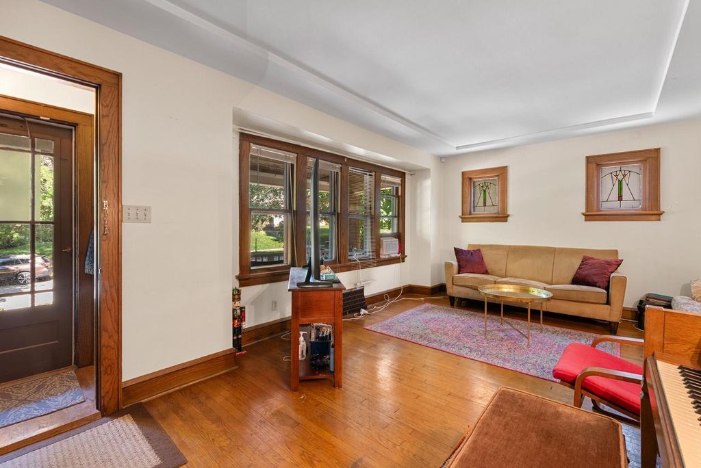 Photo of 1633 E Newton AVENUE #1635, Shorewood, WI 53211 (MLS # 1938242)