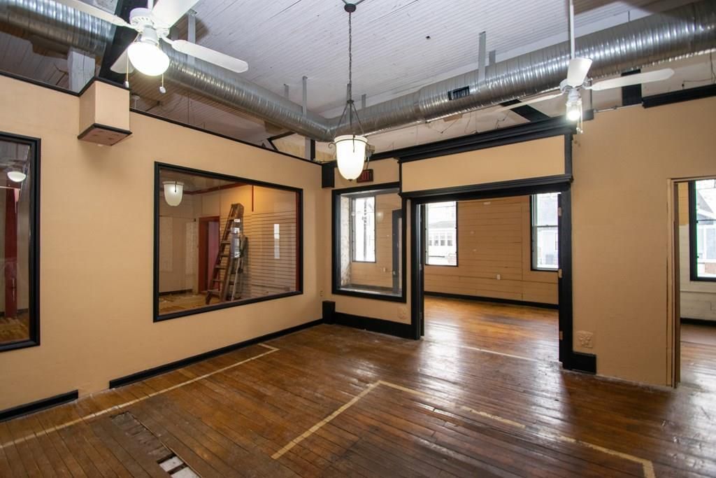 Photo of 300 4th STREET, Algoma, WI 54201 (MLS # 50320439)