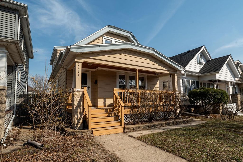 Photo of 2222 S 72nd STREET, West Allis, WI 53219 (MLS # 1955397)