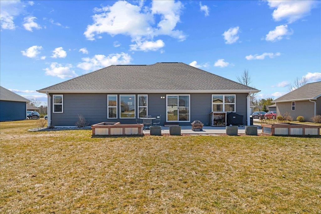 Photo of 278 Brookview DRIVE, Luxemburg, WI 54217 (MLS # 50323135)
