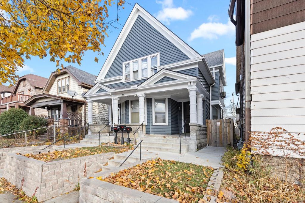 Photo of 1638 S 8th STREET #1640, Milwaukee, WI 53204 (MLS # 1944327)