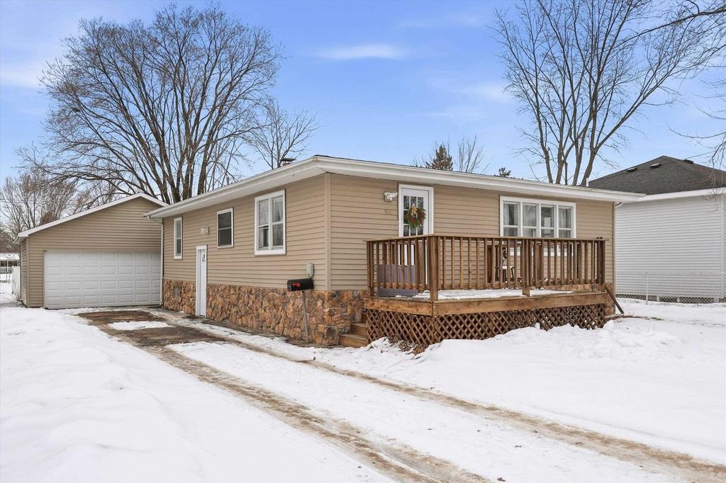 Photo of 531 N 15th AVENUE, Wisconsin Rapids, WI 54495 (MLS # 50321633)