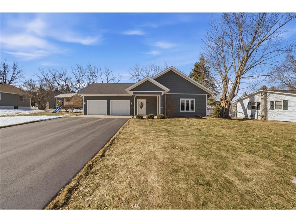 Photo of 535 Clark STREET, Hammond, WI 54015 (MLS # 7024979)