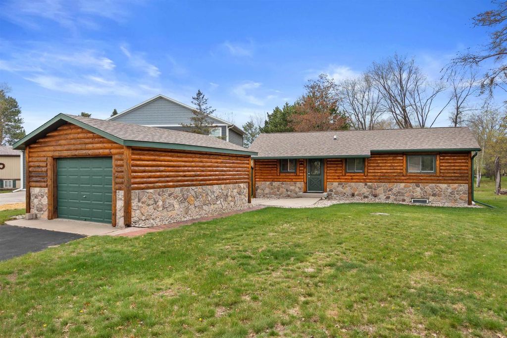 Photo of 928 Essex COURT, Nekoosa, WI 54457 (MLS # 2023704)