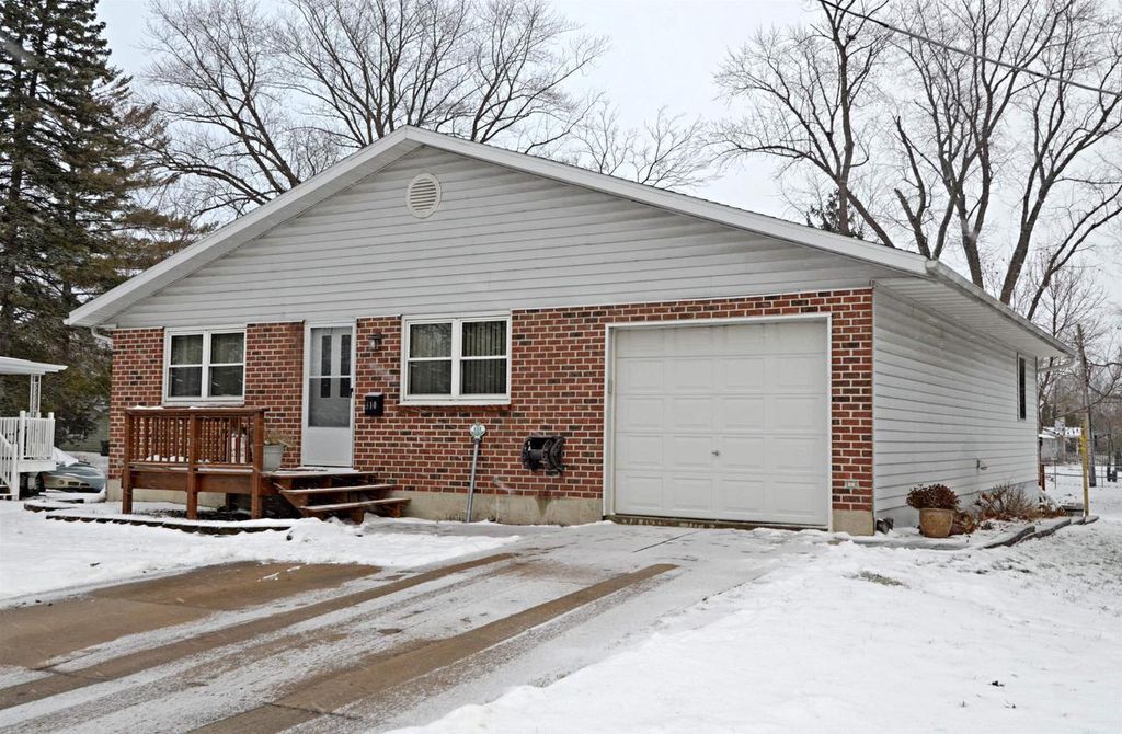 Photo of 810 N High STREET, Fort Atkinson, WI 53538 (MLS # 2014240)