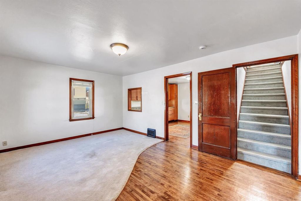 Photo of 94 E North Water STREET, Algoma, WI 54201 (MLS # 50320050)