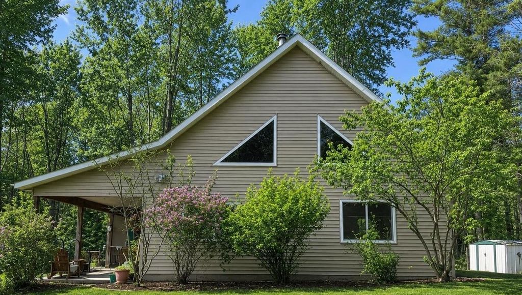 Photo of W7215 County Rd W, Crivitz, WI 54114 (MLS # 50325649)
