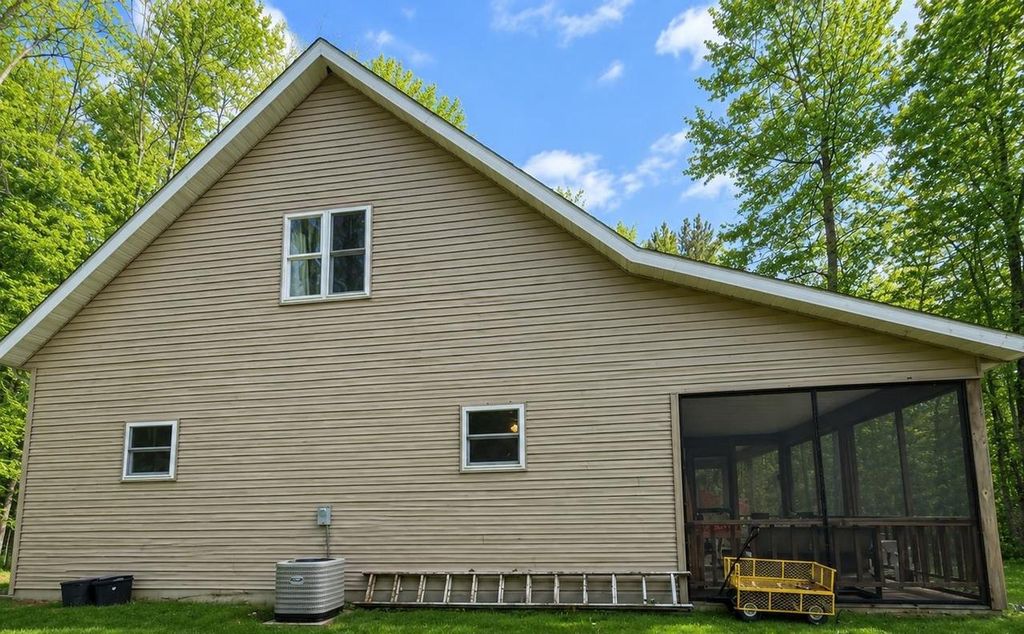 Photo of W7215 County Rd W, Crivitz, WI 54114 (MLS # 50325649)