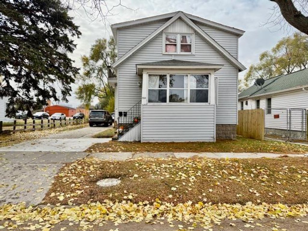 Photo of 1332 Elm STREET, Green Bay, WI 54302 (MLS # 50318192)