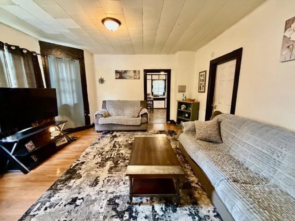 Photo of 1332 Elm STREET, Green Bay, WI 54302 (MLS # 50318192)