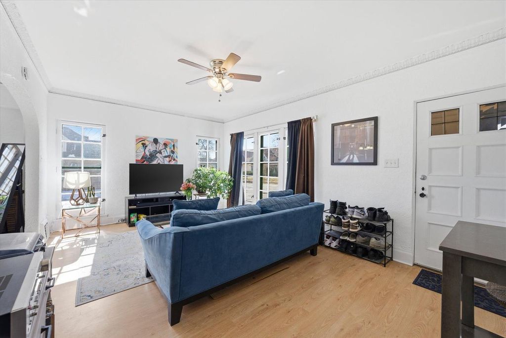 Photo of 2400 N 56th STREET #2402, Milwaukee, WI 53210 (MLS # 1950587)