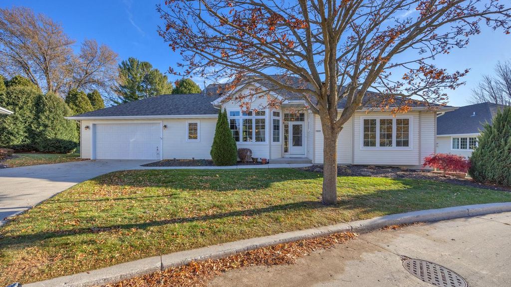 Photo of 1649 Butternut Highlands, Sheboygan, WI 53081 (MLS # 1942255)