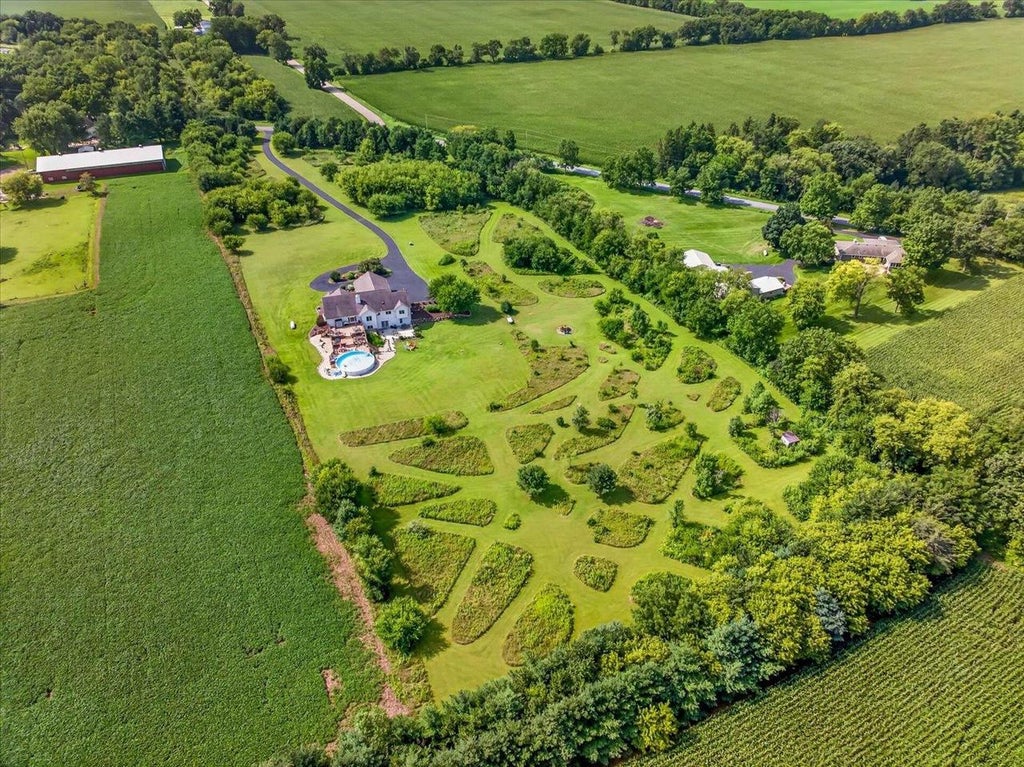 Photo of 4314 Old Stage ROAD, Brooklyn, WI 53521 (MLS # 2027927)