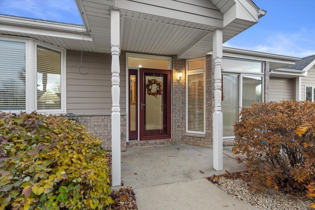 Photo of 115 Pheasant RUN, Johnson Creek, WI 53038 (MLS # 1943635)