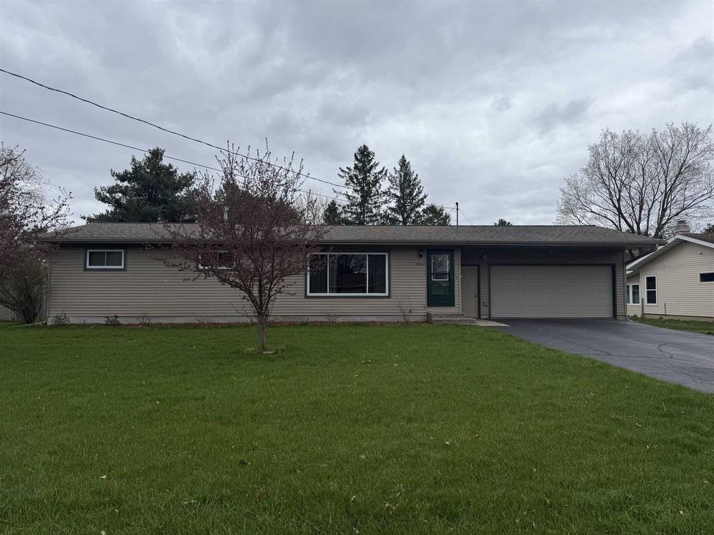 Photo of 4807 Sternberg AVENUE, Weston, WI 54476 (MLS # 22601816)