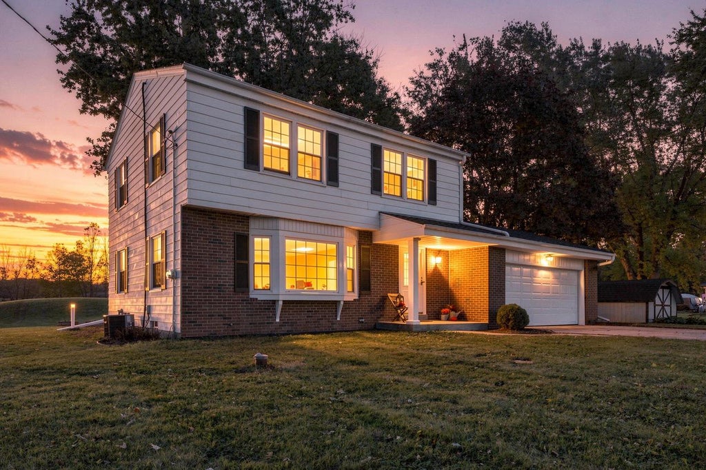 Photo of 2684 Country Aire DRIVE, Cedarburg, WI 53012 (MLS # 1985520)