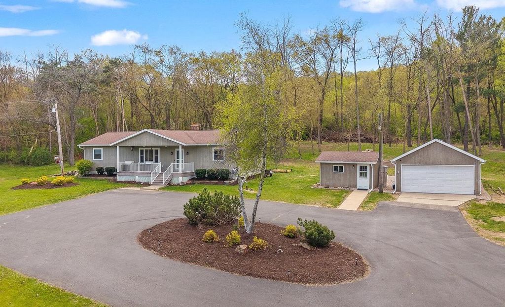 Photo of W12497 Highway 188, Lodi, WI 53555 (MLS # 2021853)