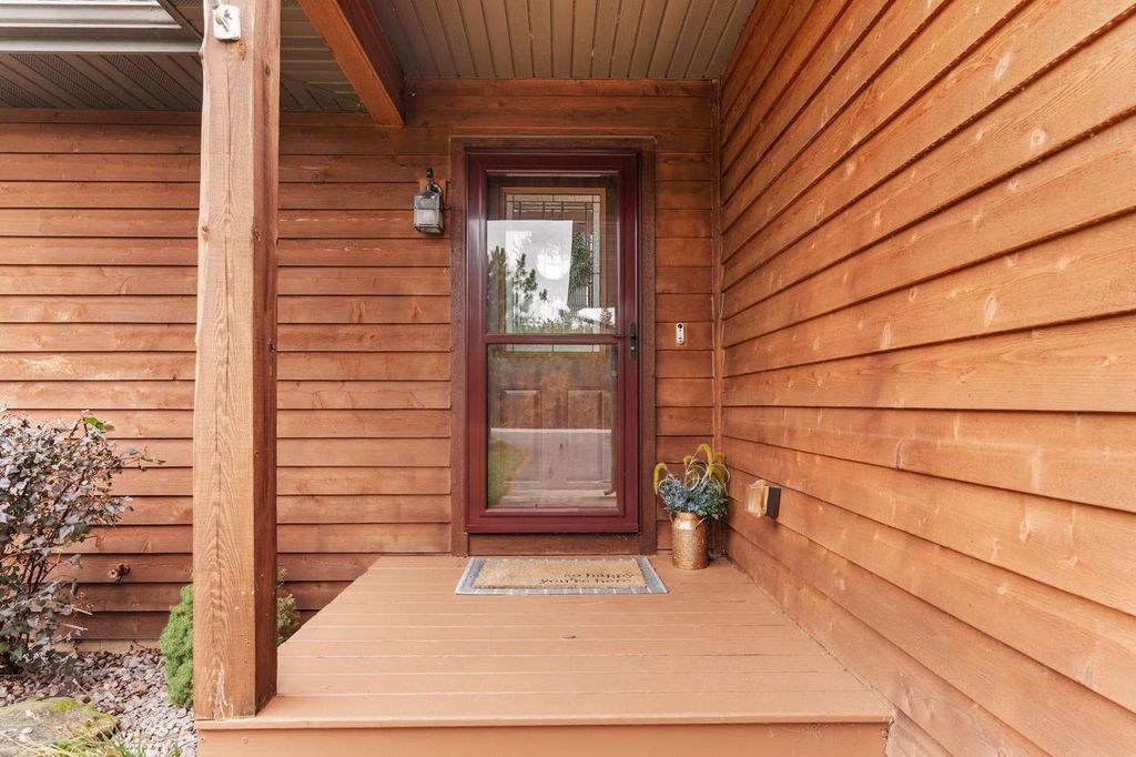 Photo of N7634 N Stone Gate DRIVE, New Lisbon, WI 53950 (MLS # 2011359)