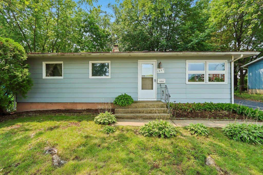 Photo of 1937 Tennyson LANE, Madison, WI 53704 (MLS # 2030253)