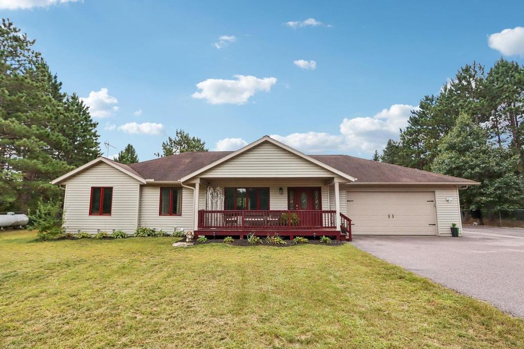 Photo of 911 Gillette LANE, Wisconsin Dells, WI 53965 (MLS # 2014864)