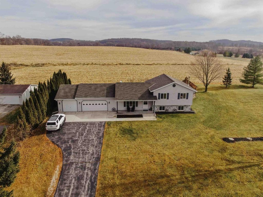 Photo of N2769 Cty Rd K, Fond Du Lac, WI 54937 (MLS # 50318530)