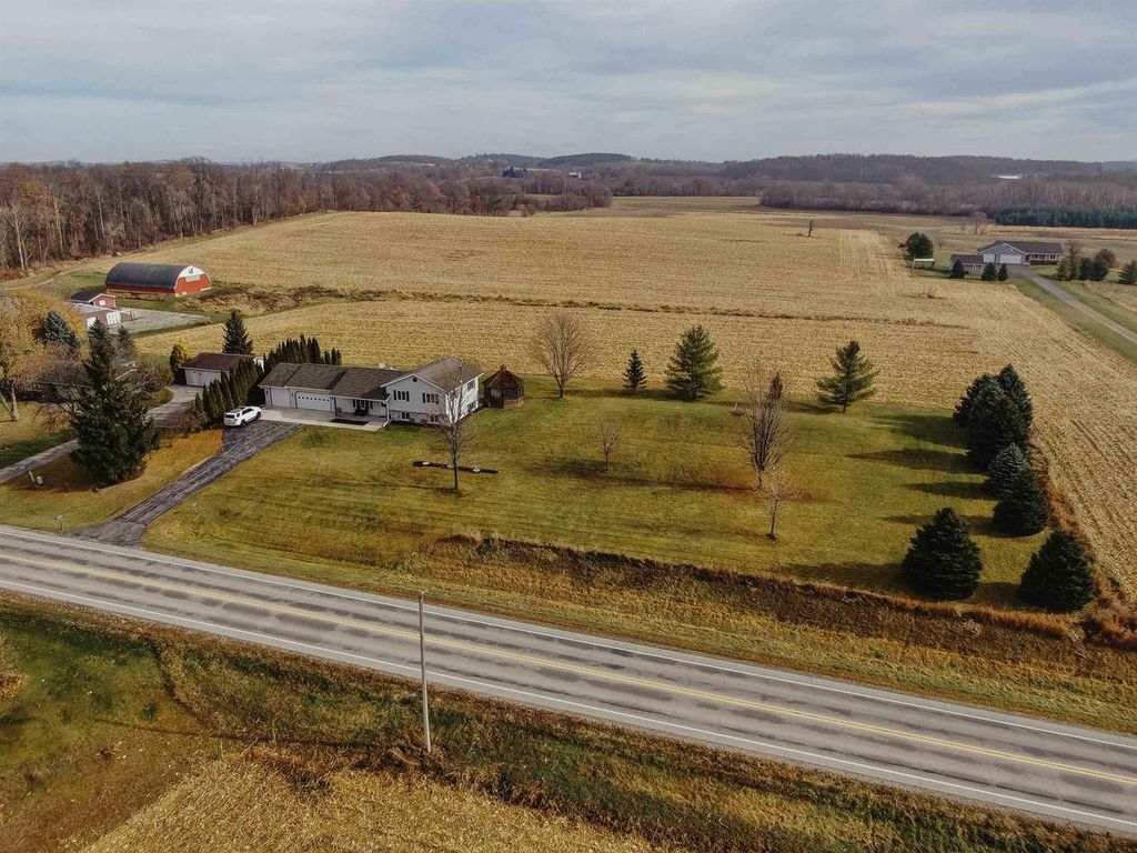 Photo of N2769 Cty Rd K, Fond Du Lac, WI 54937 (MLS # 50318530)