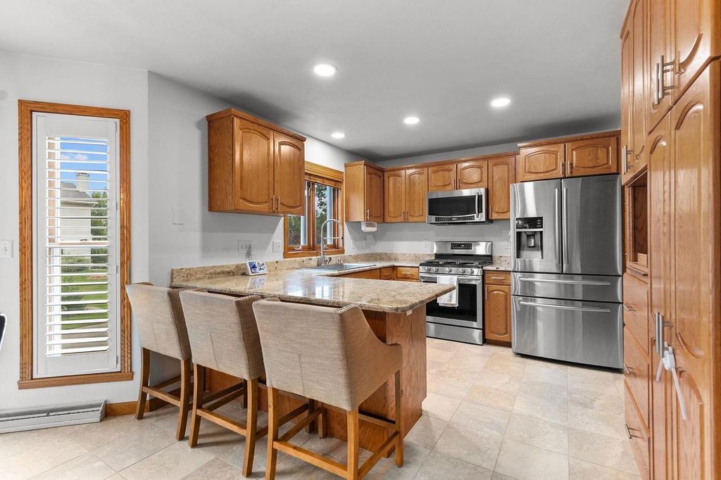 Photo of 2191 Bramblewood COURT, Neenah, WI 54956 (MLS # 50320701)