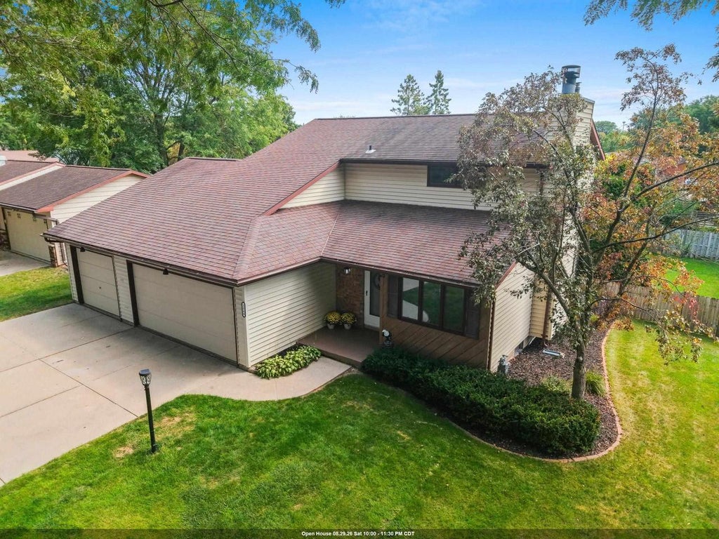 Photo of 2564 Wildflower ROW, Green Bay, WI 54311 (MLS # 50331683)