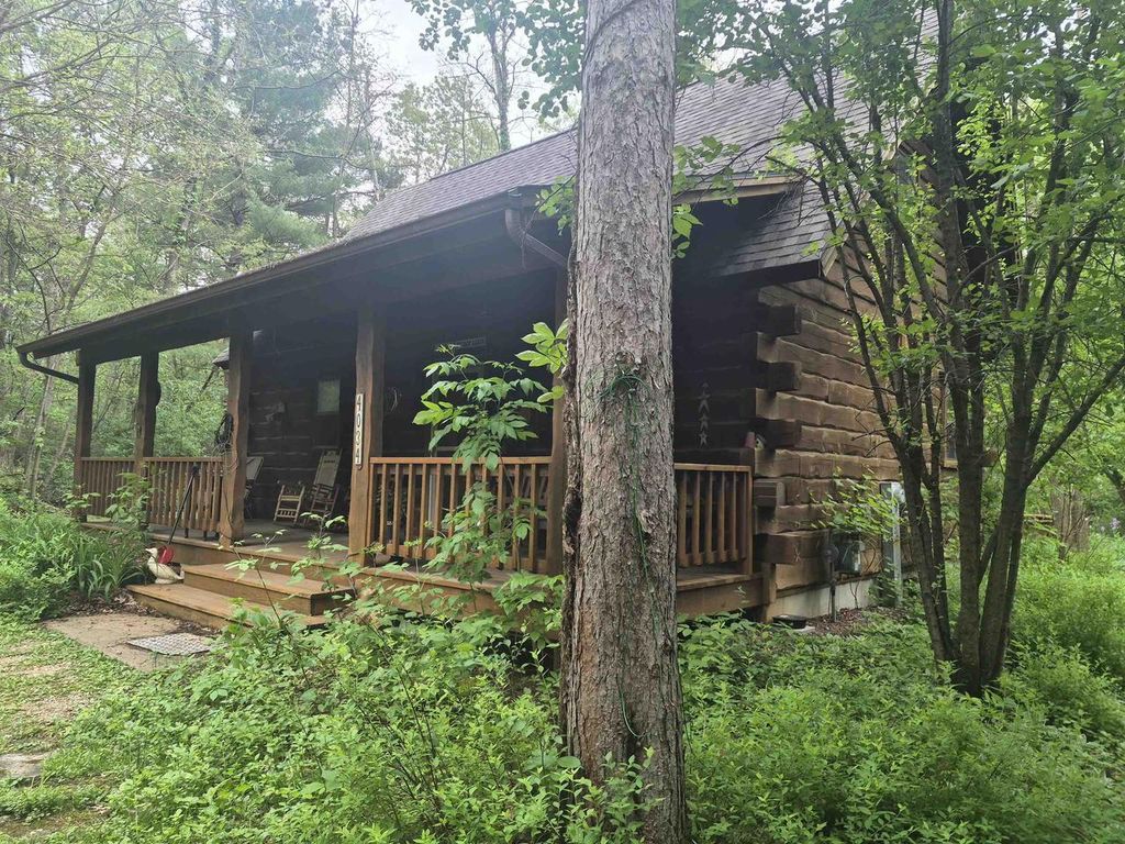 Photo of N4034 Brown Deer DRIVE, Brodhead, WI 53520 (MLS # 2023797)
