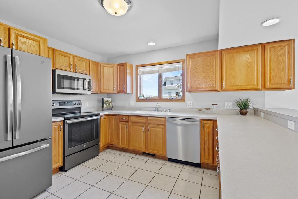 Photo of 1014 S Perry PARKWAY, Oregon, WI 53575 (MLS # 2020583)