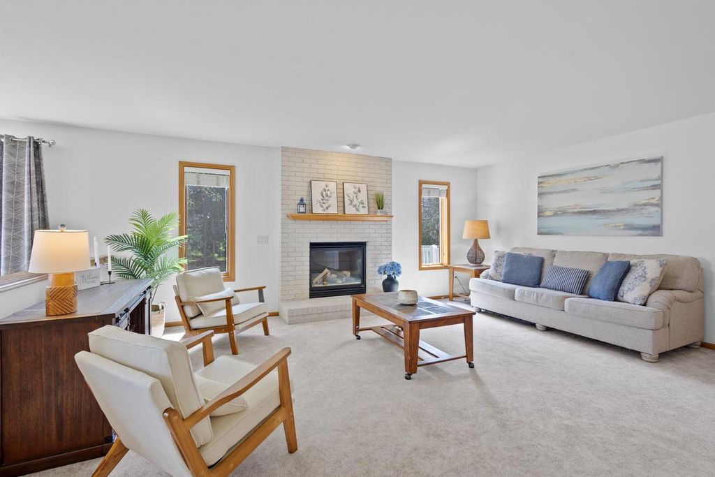 Photo of 1014 S Perry PARKWAY, Oregon, WI 53575 (MLS # 2020583)