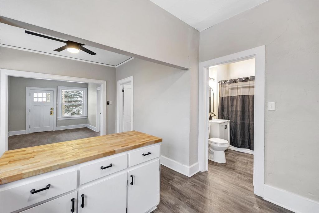 Photo of 609 12th AVENUE, Green Bay, WI 54303 (MLS # 50318976)