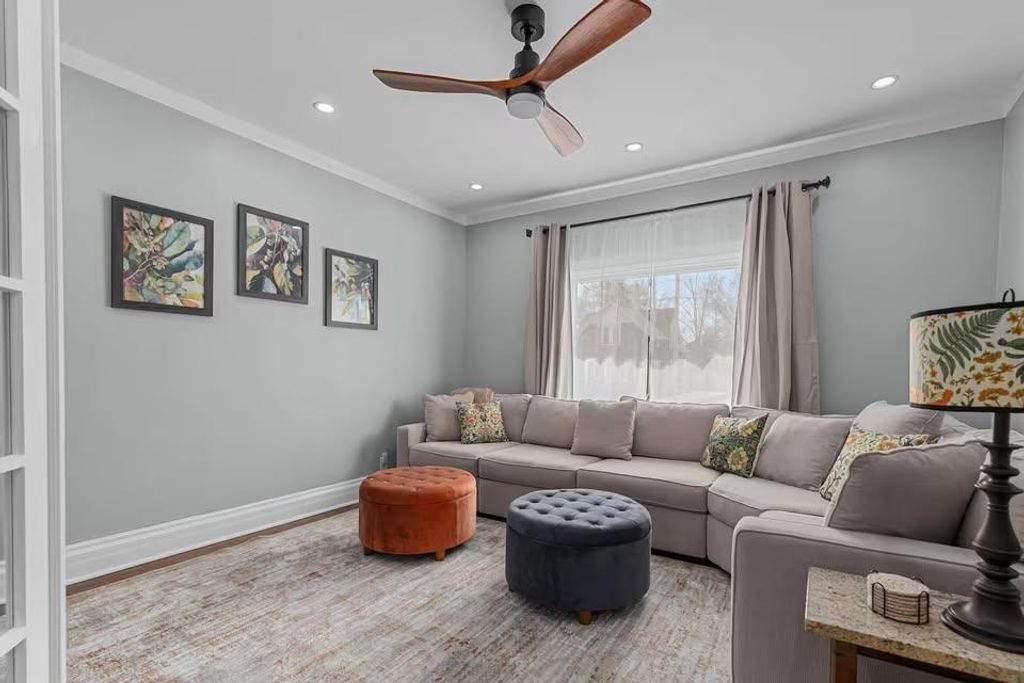 Photo of 324 E Commercial STREET, Appleton, WI 54911 (MLS # 50322467)