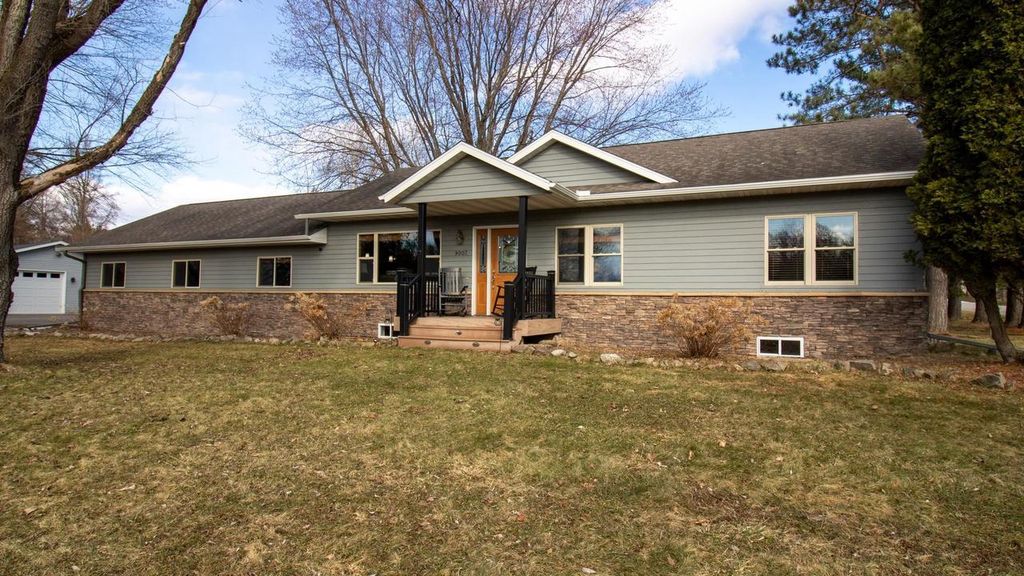 Photo of 221133 County Road Kk, Wausau, WI 54401 (MLS # 22601338)