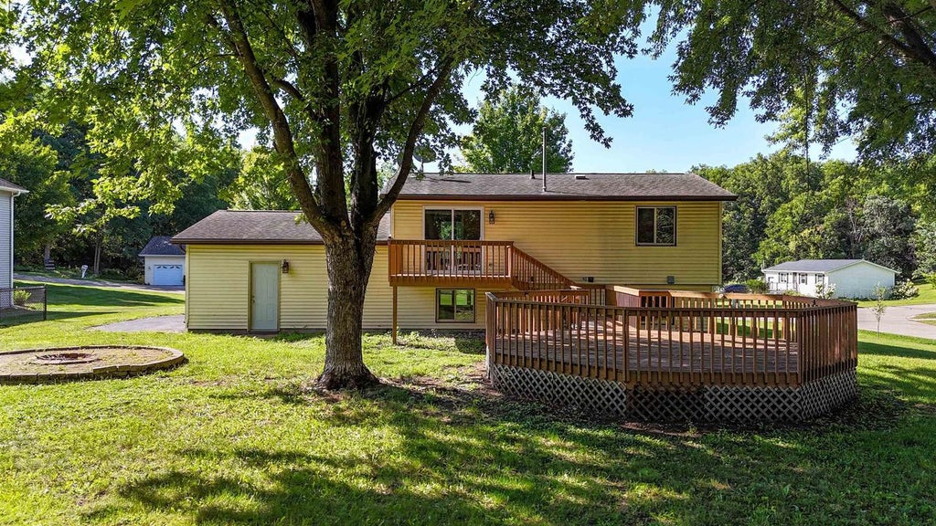 Photo of 420 McKinley STREET, Amherst, WI 54406 (MLS # 22604280)