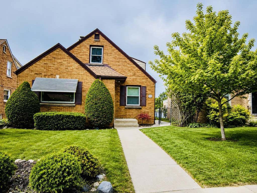 Photo of 3124 S 40th STREET, Milwaukee, WI 53215 (MLS # 1975875)