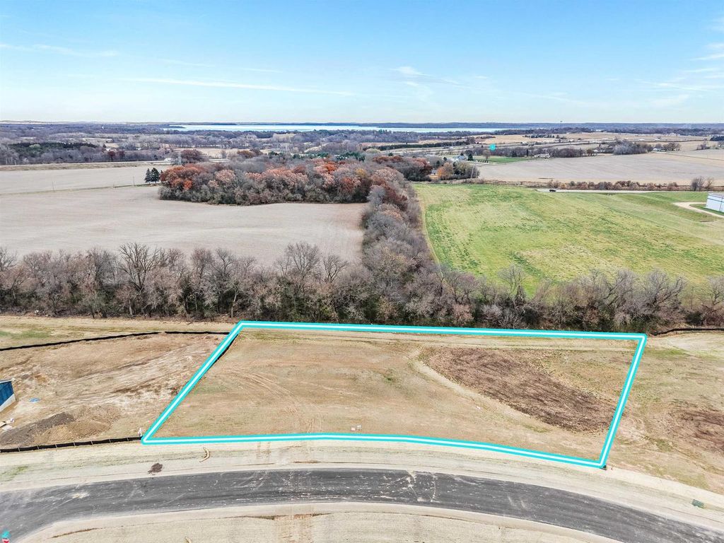 Photo of Lot 6 Hawks View DRIVE, Edgerton, WI 53534 (MLS # 2013230)
