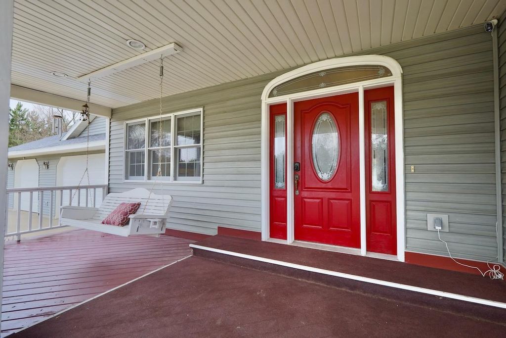 Photo of W7445 County Road G, Pardeeville, WI 53954 (MLS # 2019728)