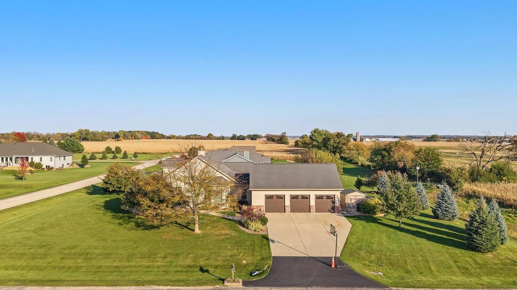 Photo of 4730 N Catawba DRIVE, Milton, WI 53563 (MLS # 2035331)