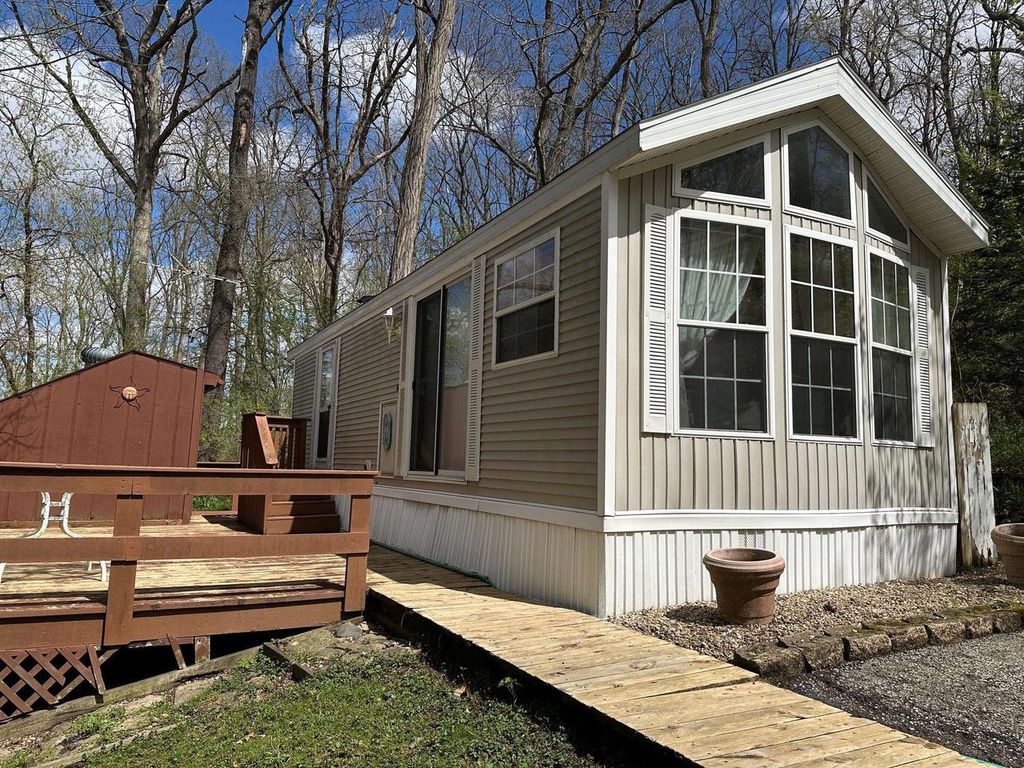 Photo of 147 Vacation, Edgerton, WI 53534 (MLS # 2021137)