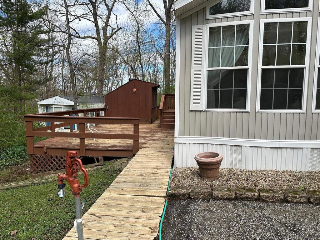 Photo of 147 Vacation, Edgerton, WI 53534 (MLS # 2021137)