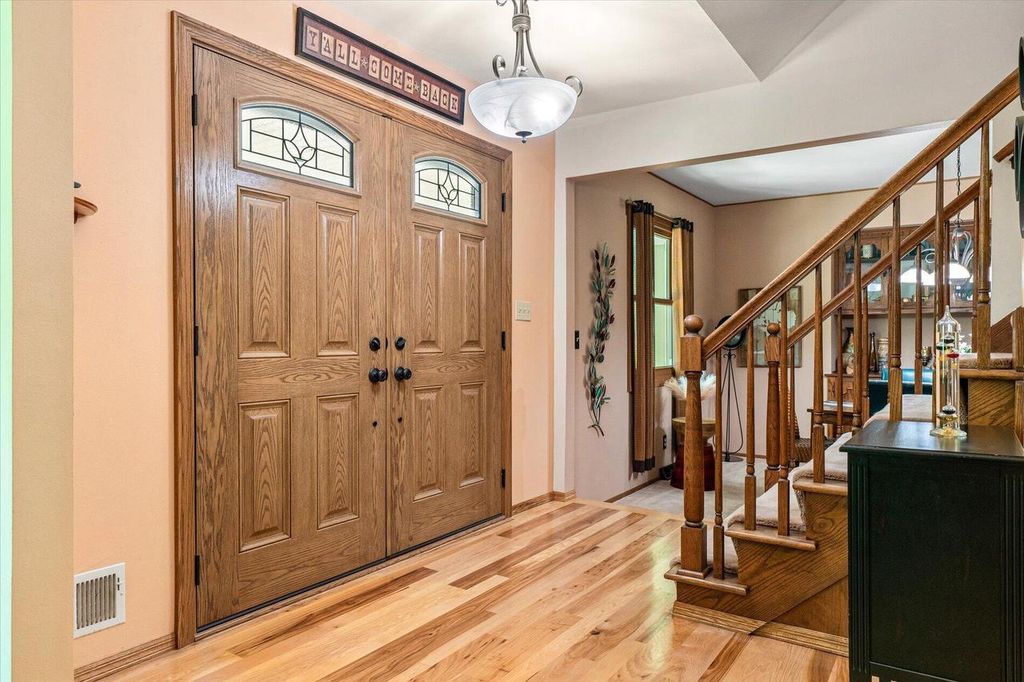 Photo of W254N9301 Bittersweet DRIVE, Lisbon, WI 53089 (MLS # 1967072)